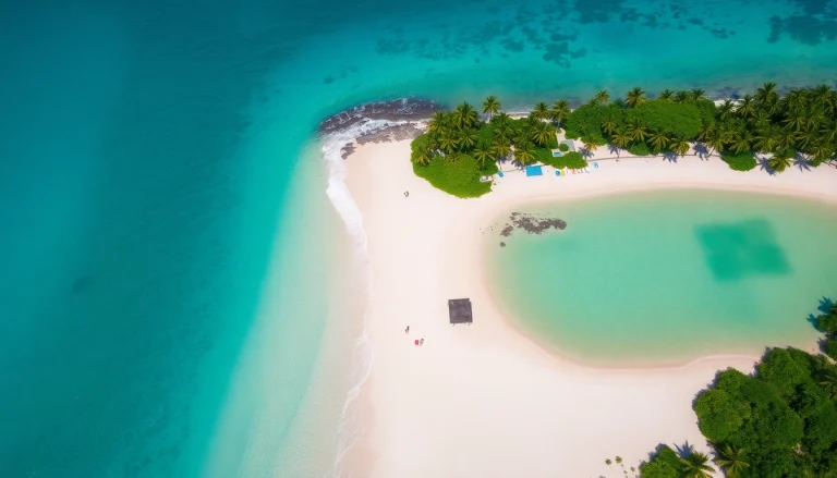 Onde fica Paripueira, uma vista aérea que revela suas praias deslumbrantes e piscinas naturais.